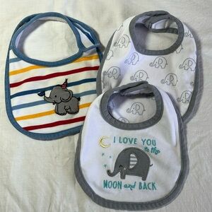 3x Elephant bibs